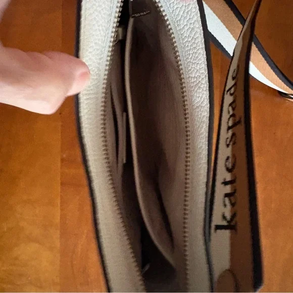 Kate Spade New York Hudson Pebbled, Leather Crossbody Bag - Picture 3 of 7